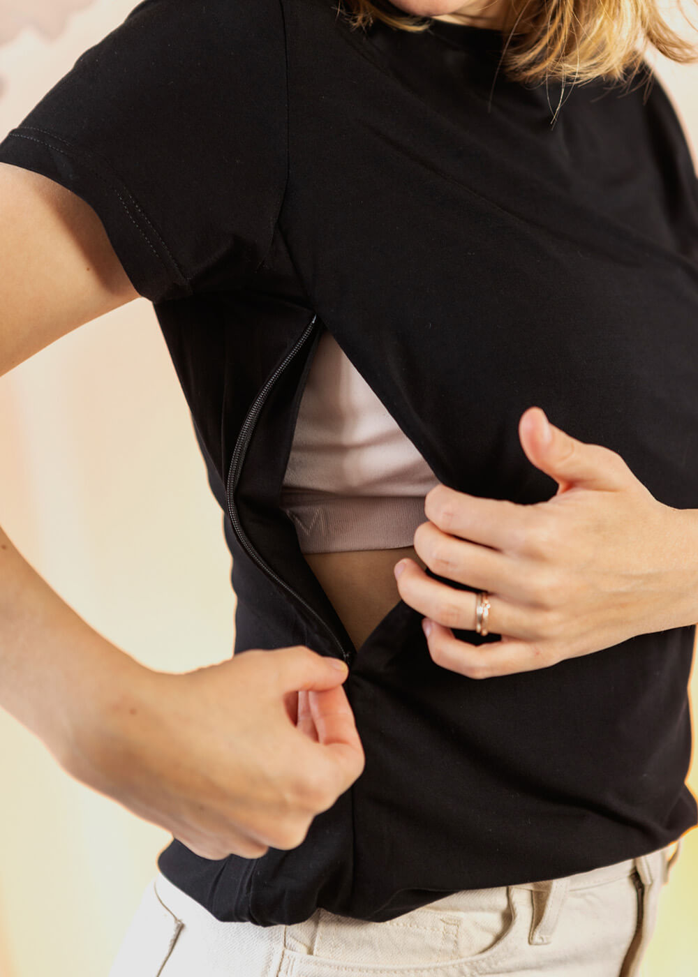 Kojicí tričko z bambusu – černé