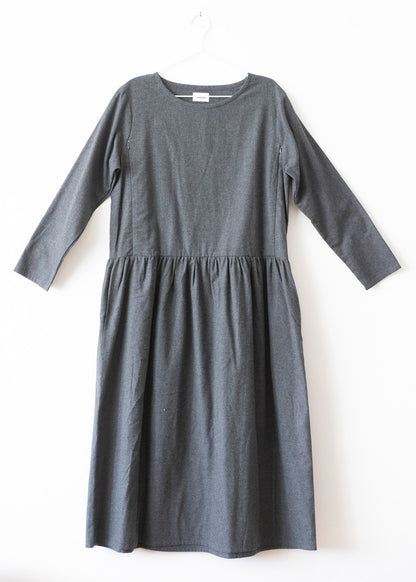 Kojicí šaty Flanelky Šedivé