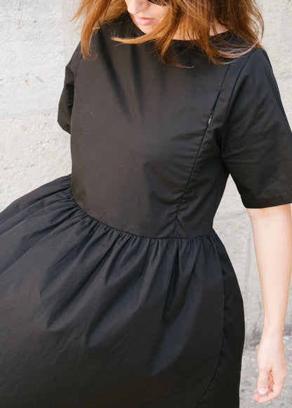 Kojicí šaty Marinette – černé