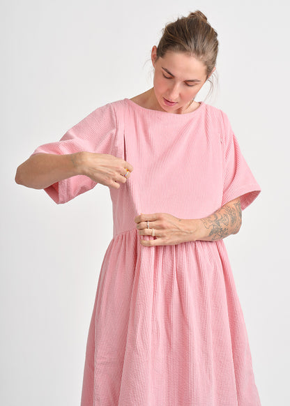 Kojicí šaty Marinette – růžové