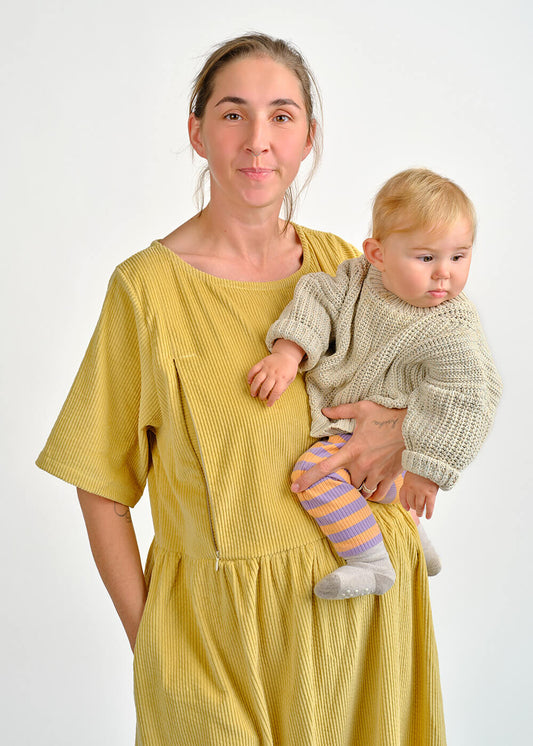 Kojicí šaty Marinette – žluté