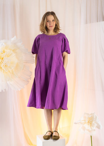 Mook – fialové kojicí šaty