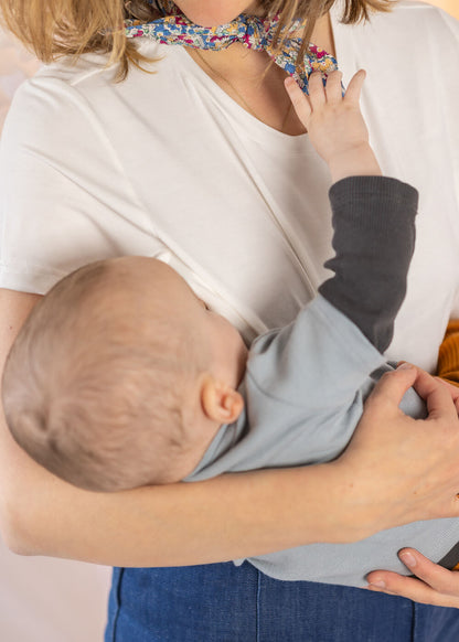 Kojicí tričko z bambusu – bílé